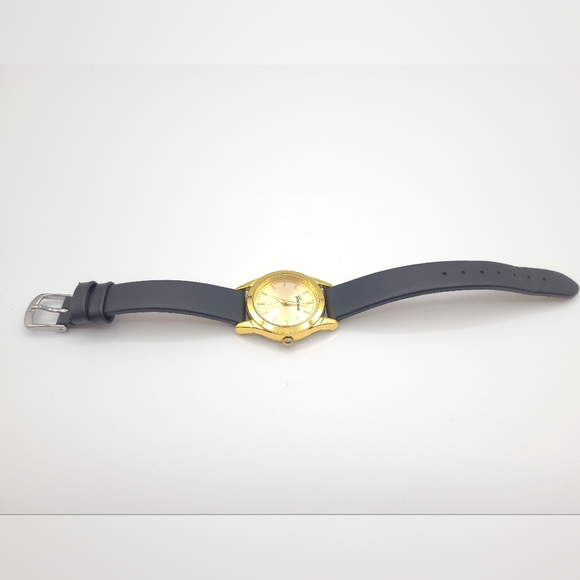 Classic Gold and Black Watch - Genova - New Condition. New Battery. - Picture 3 of 7